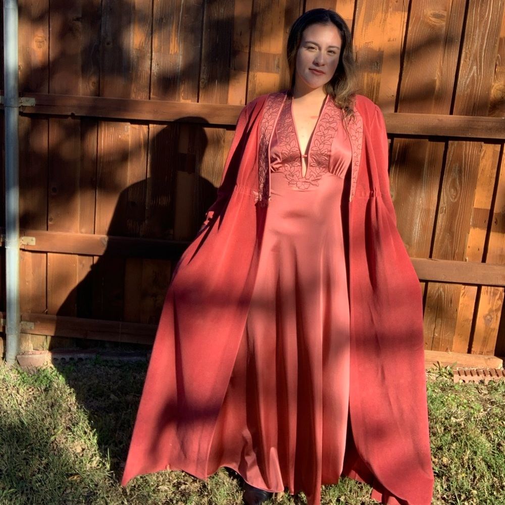 Vintage Vanity Fair Robe/Night Gown